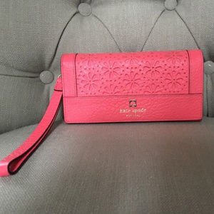 Kate Spade Pink Perry Wristlet Wallet!